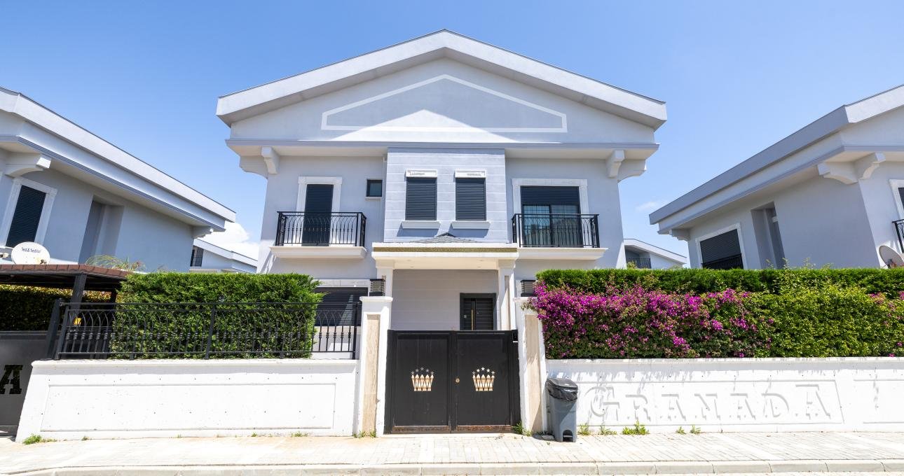 Riverside 2 Villa